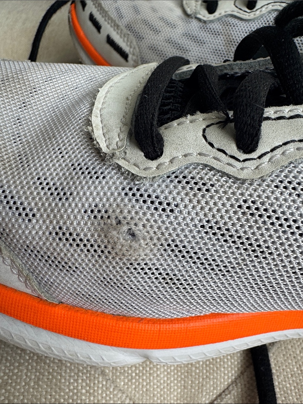 Under Armour Mens Charged Assert 10 Athletic Sneakers - Picture 11 of 11